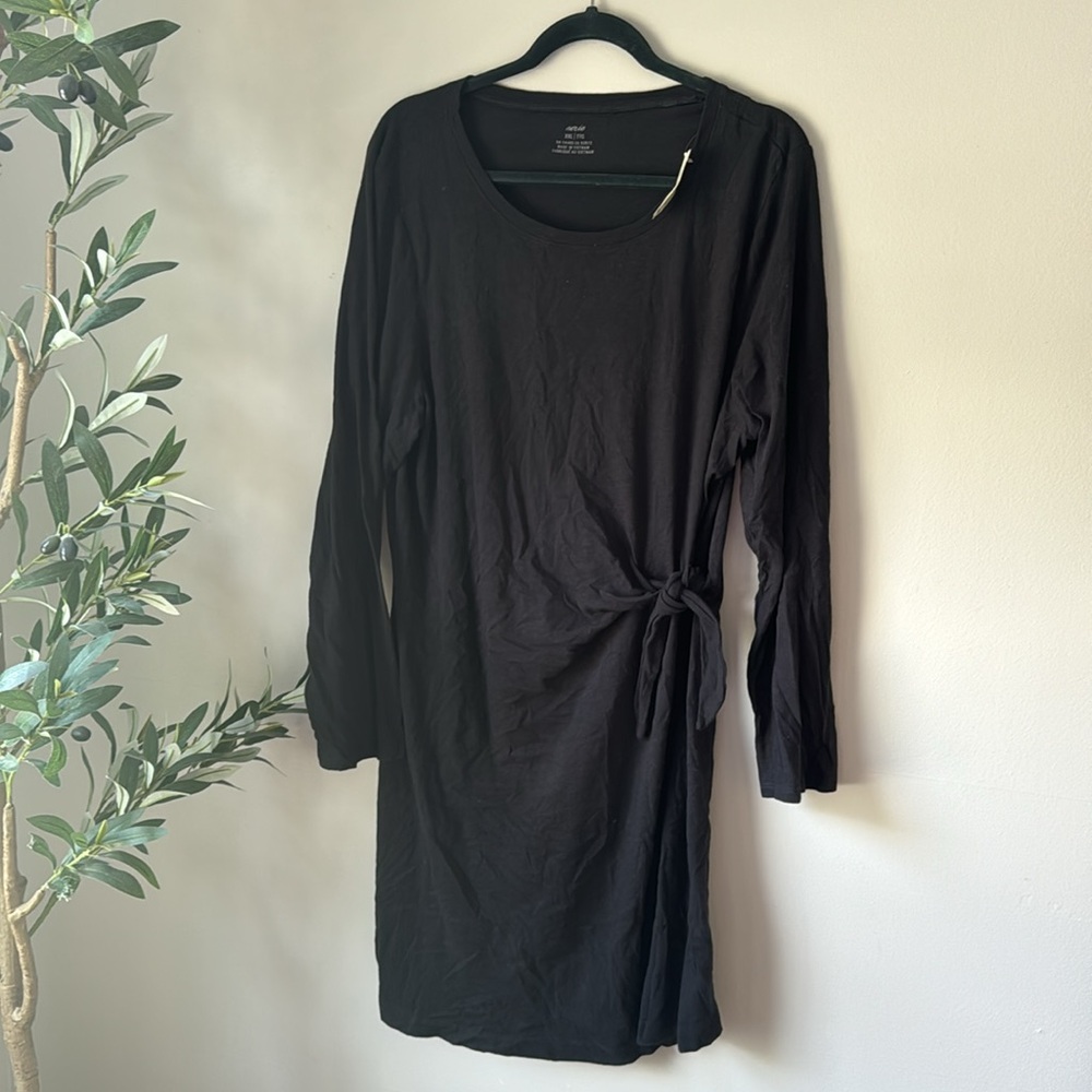Side tie long sleeve dress